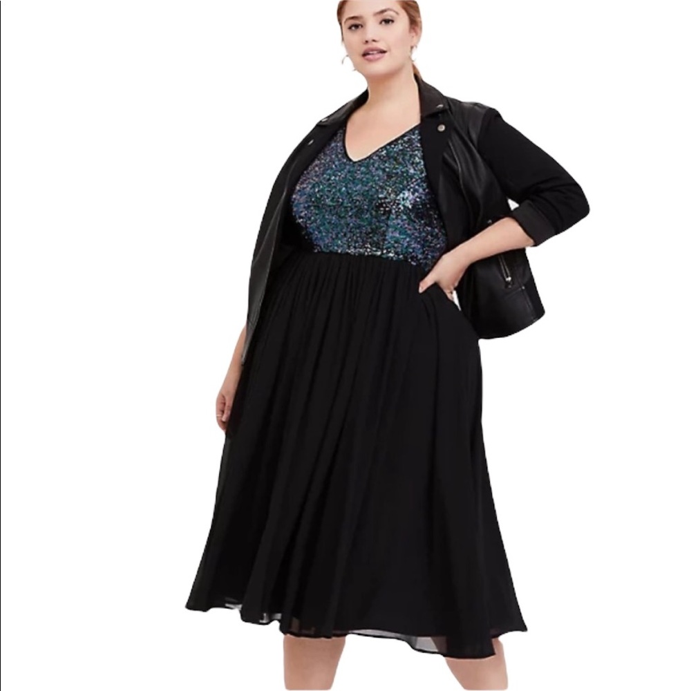 Torrid Sequin V Neck Chiffon Sleeveless Party Fit & Flare Midi Skater Dress - Picture 6 of 16